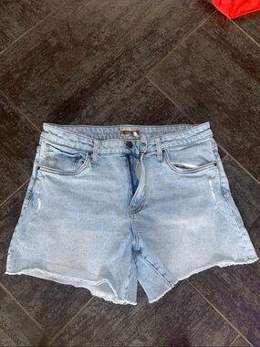 Kut from the cloth Jane long shorts light wash Blue Denim Women’s Shorts size 10